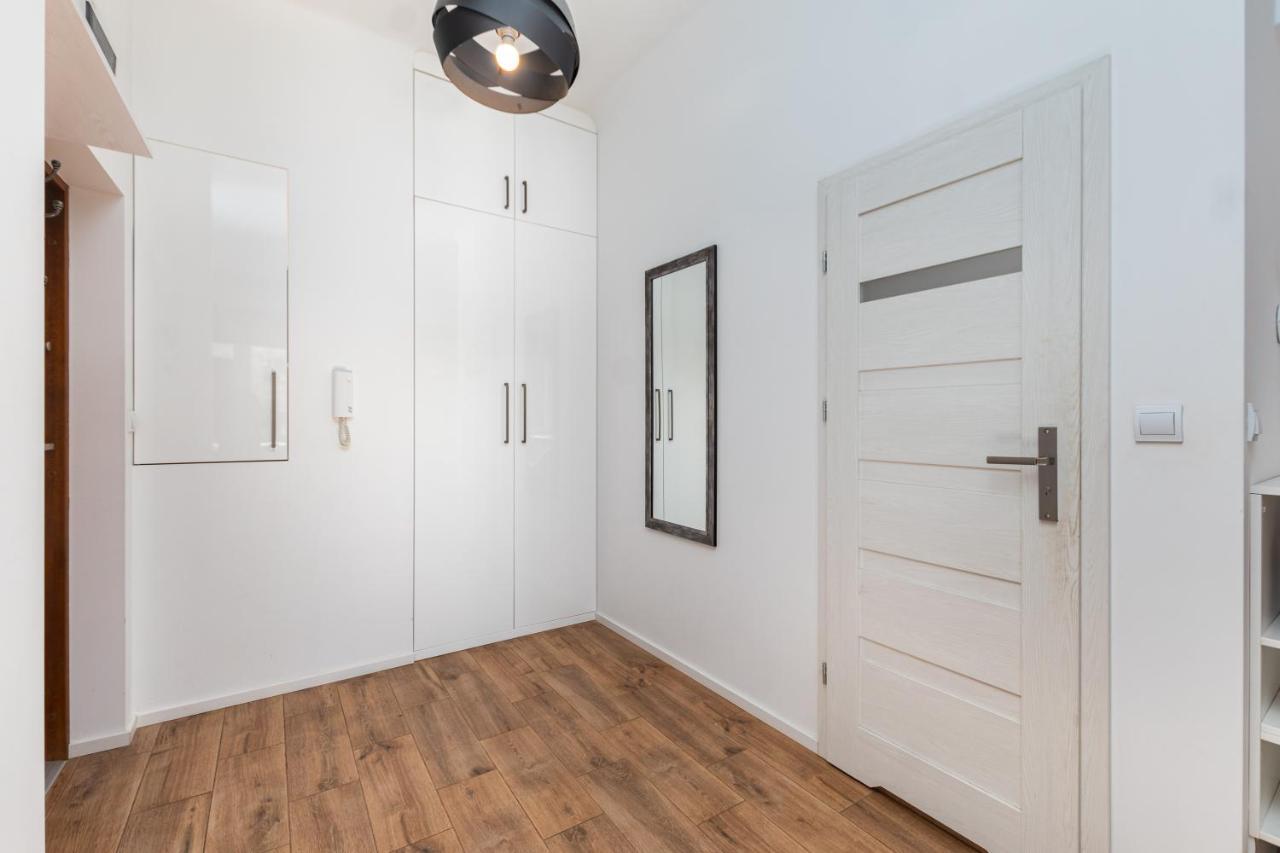 Al. Wyzwolenia 14A By Homeprime Varsovia Exterior foto